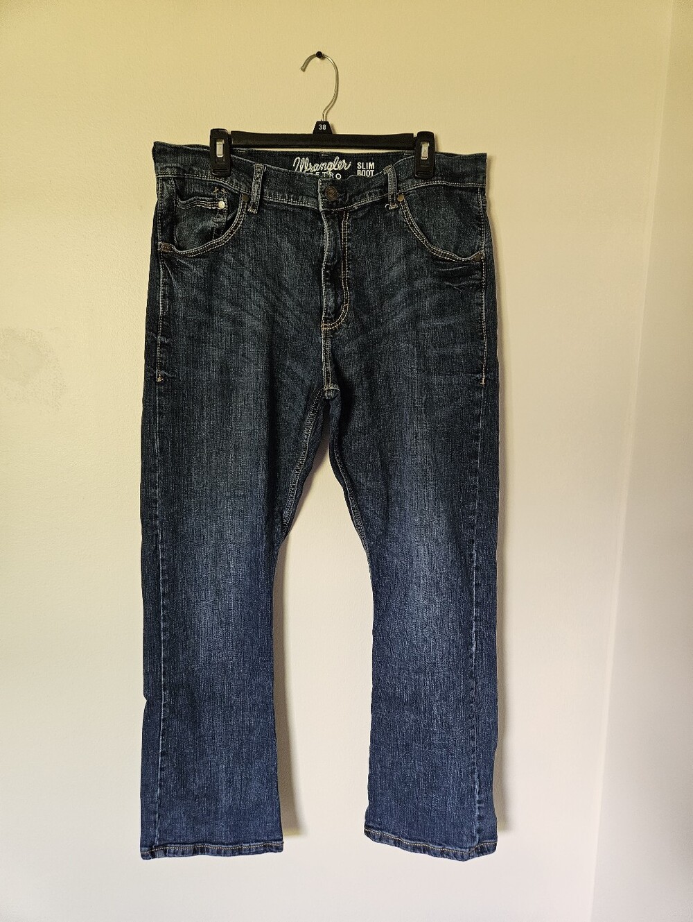 Wrangler Retro Men's Blue Jeans, Slim Boot, 36×32, Medium Wash